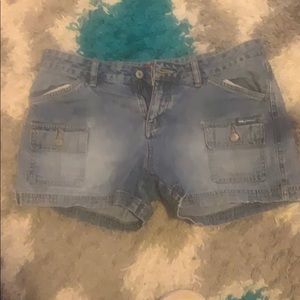Pre-owned ladies shorts size 9